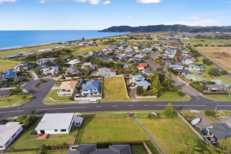 Photo of property in 11 Ocean View Road, Coastlands, Whakatane, 3120