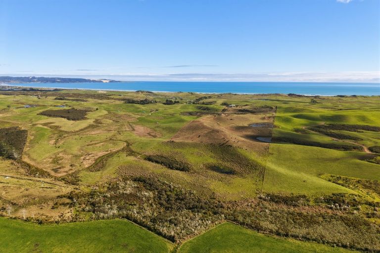 Photo of property in 931b Sandhills Road, Ahipara, 0483