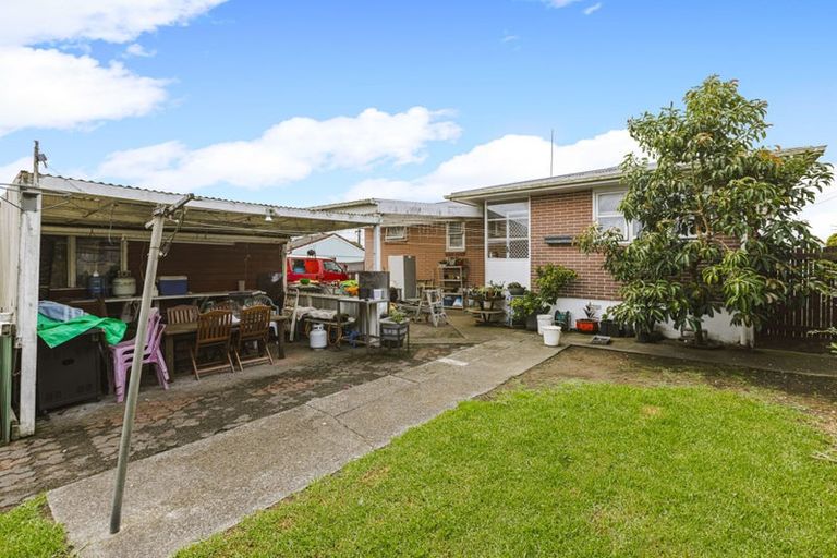 Photo of property in 37 Ferguson Street, Manurewa East, Auckland, 2102