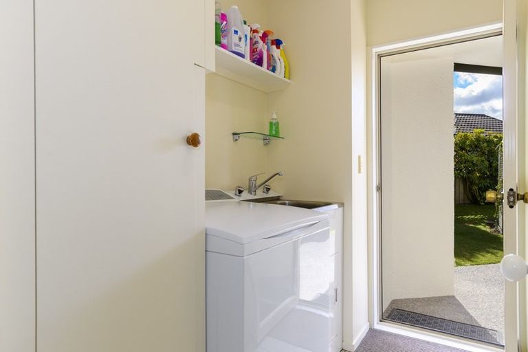 Photo of property in 1 Links View Drive, Omokoroa, 3114