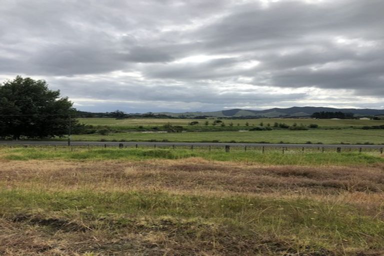 Photo of property in 47 Pukehuia Road, Tangiteroria, 0381