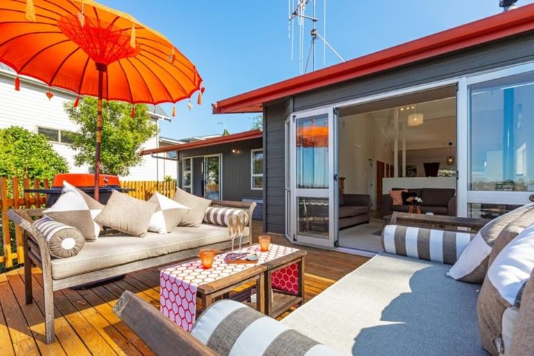 Photo of property in 16 Elmes Place, Matua, Tauranga, 3110