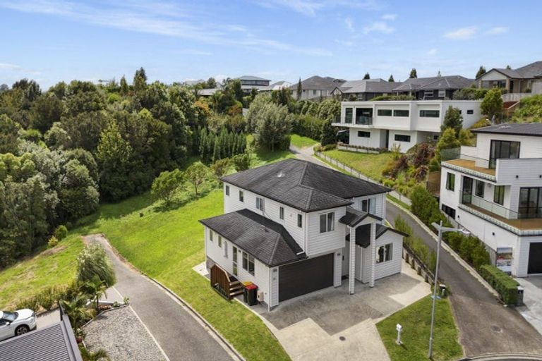 Photo of property in 24 Gyle Place, Pyes Pa, Tauranga, 3112