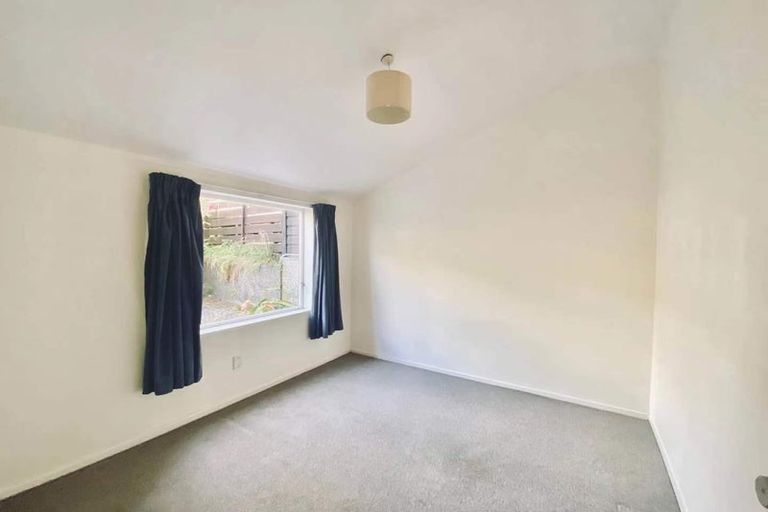 Photo of property in The Triangle, 7/33 Halswater Drive, Churton Park, Wellington, 6037