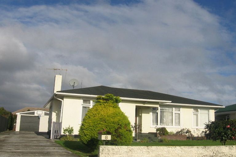 Photo of property in 8 Aberdeen Avenue, Takaro, Palmerston North, 4412
