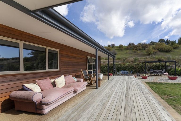 Photo of property in 35 Mcintosh Road, Blackmans, Alexandra, 9391