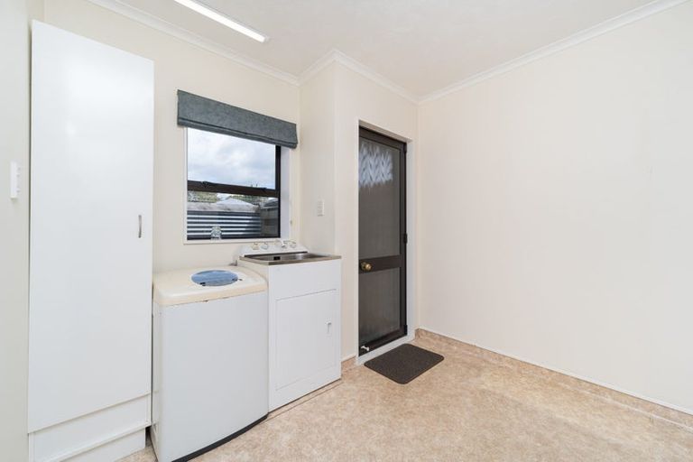 Photo of property in 8 Oxford Street, Hokowhitu, Palmerston North, 4410