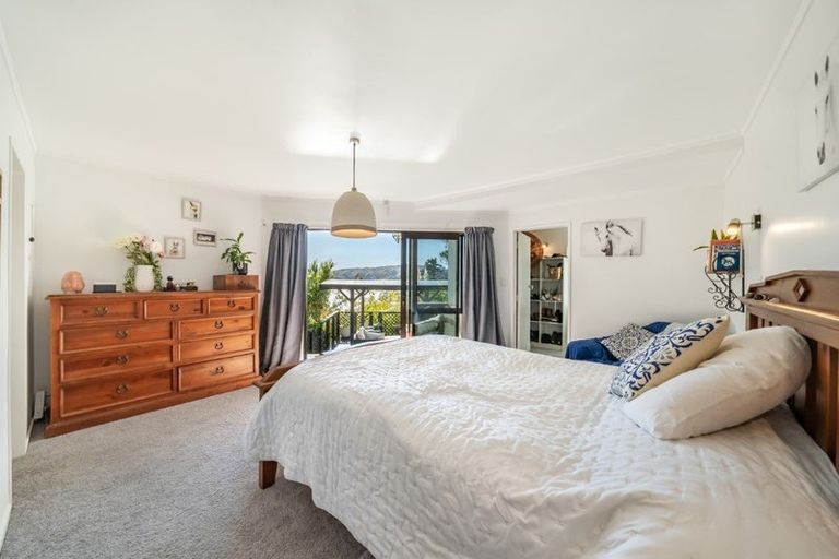 Photo of property in 50 Molyneux Close, Whitby, Porirua, 5024