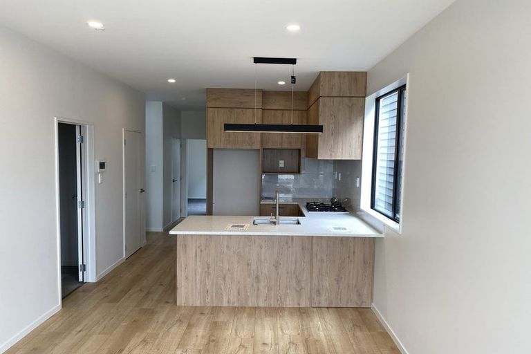 Photo of property in 41 Kaha Road, Takanini, 2110