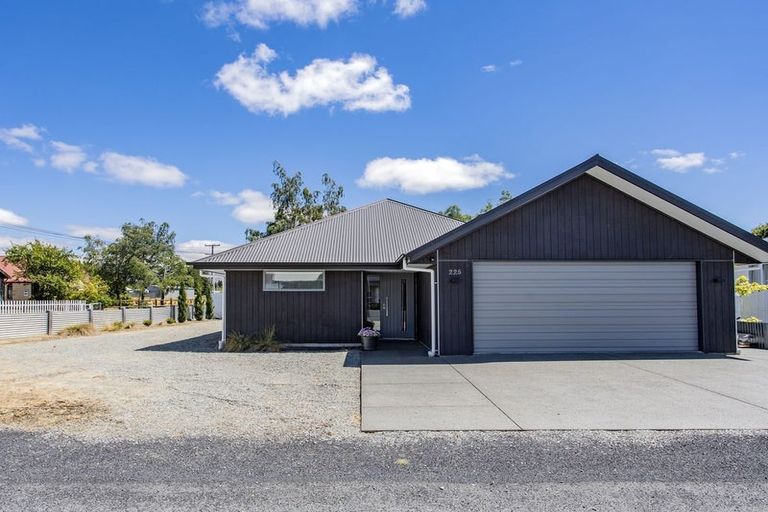 Photo of property in 225 Mackenzie Drive, Twizel, 7901