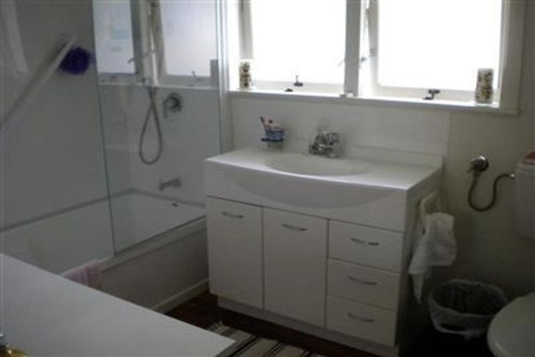 Photo of property in 3/16a Belmont Terrace, Milford, Auckland, 0620