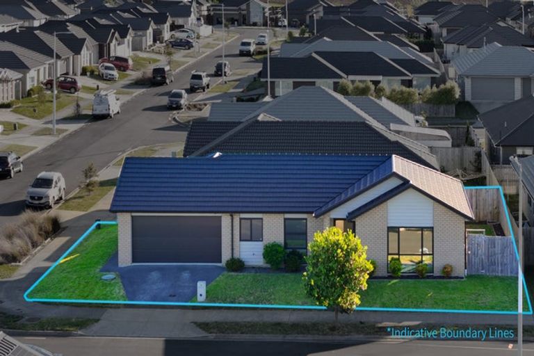 Photo of property in 18 Perla Road, Pukekohe, 2120
