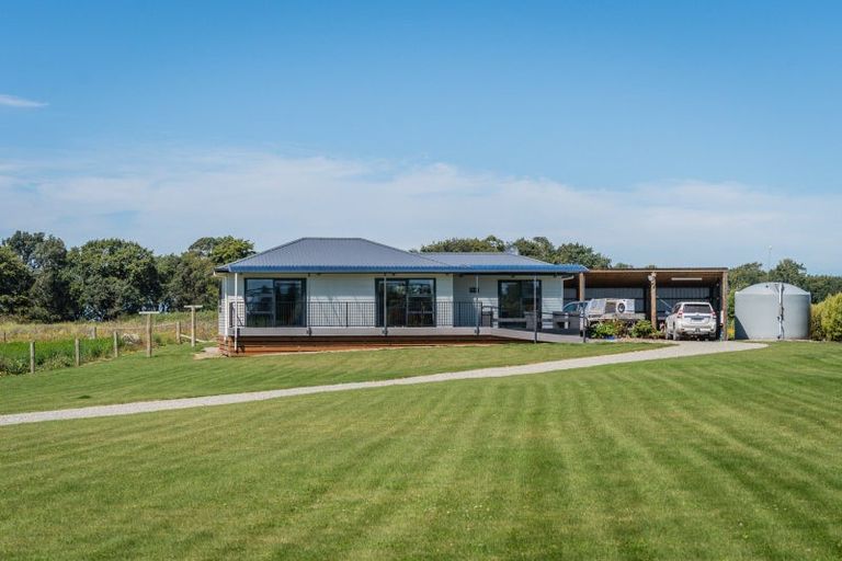 Photo of property in 72 Arowhenua Station Road, Kerrytown, Timaru, 7973