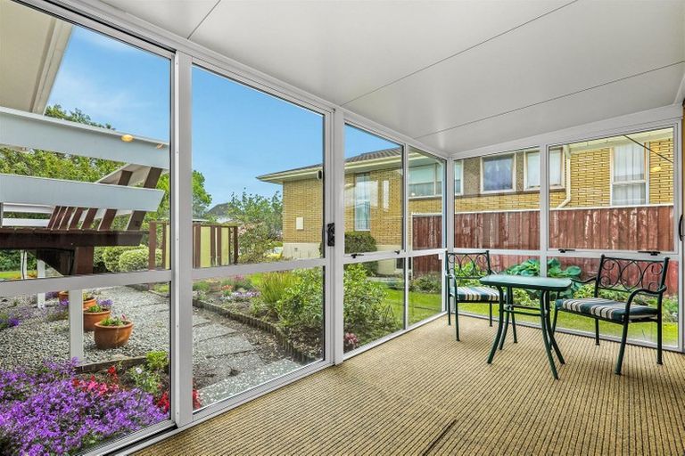 Photo of property in 5 Hillcrest Place, Avonhead, Christchurch, 8042