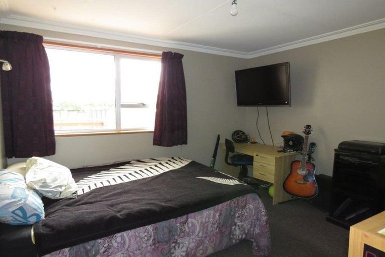 Photo of property in 16 Baxter Street, Grasmere, Invercargill, 9810