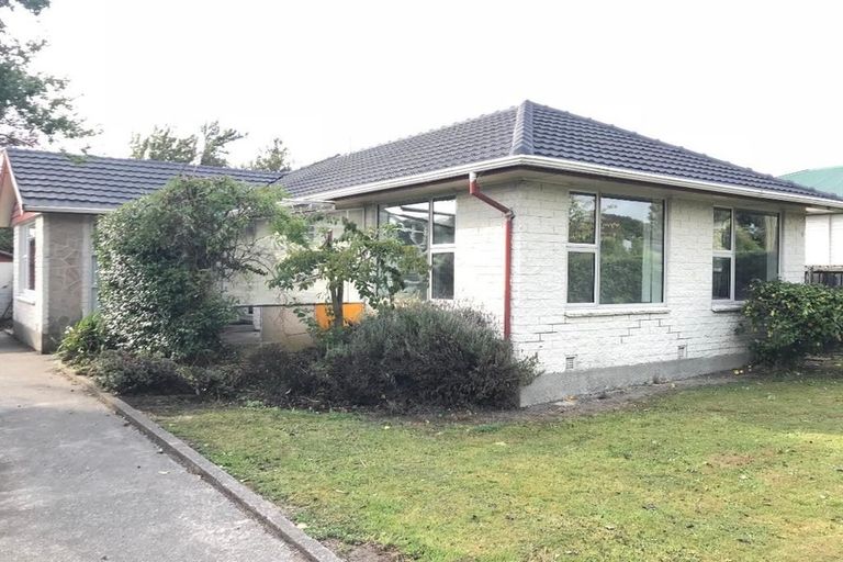 Photo of property in 54 Peer Street, Upper Riccarton, Christchurch, 8041