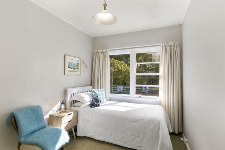 Photo of property in 13 Baroda Street, Khandallah, Wellington, 6035