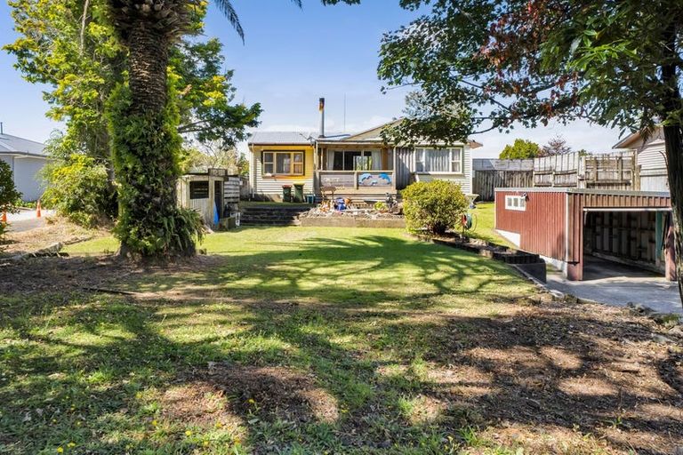 Photo of property in 41 Maire Street, Inglewood, 4330