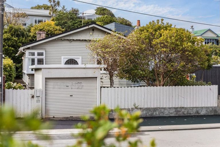 Photo of property in 169 Ohiro Road, Brooklyn, Wellington, 6021