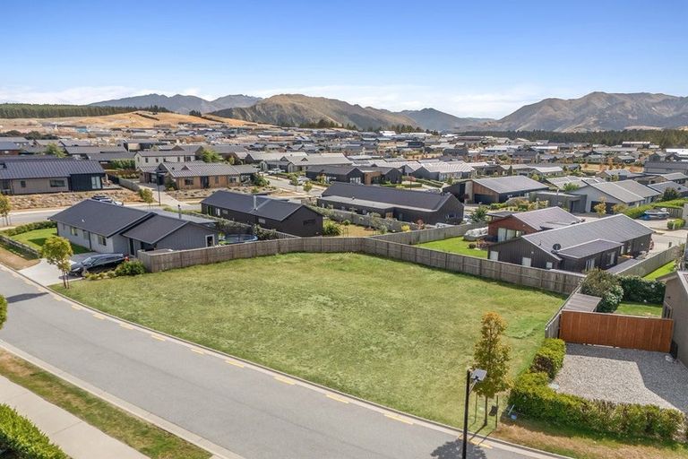 Photo of property in 6 Bargour Street, Wanaka, 9305