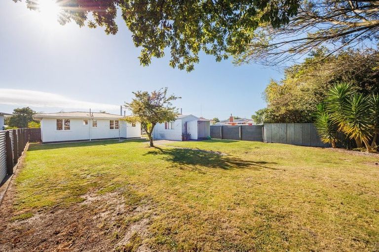 Photo of property in 18 Anakiwa Street, Kelvin Grove, Palmerston North, 4414