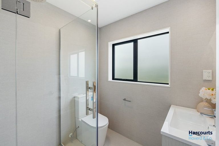 Photo of property in 22 Waimarie Drive, Karaka, 2578