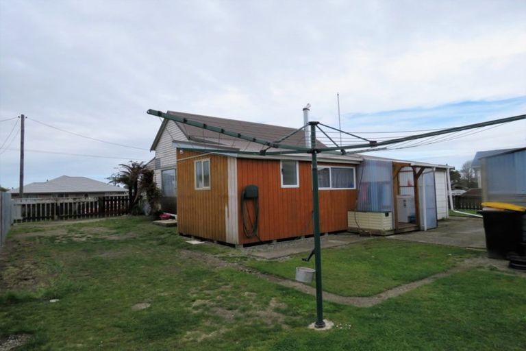 Photo of property in 127 Peel Street, Westport, 7825