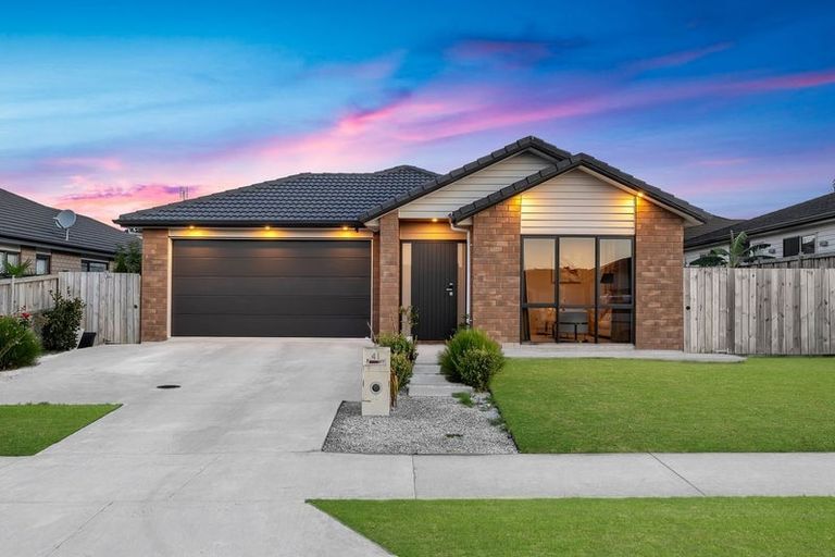 Photo of property in 41 Harriet Johnston Drive, Pokeno, 2402