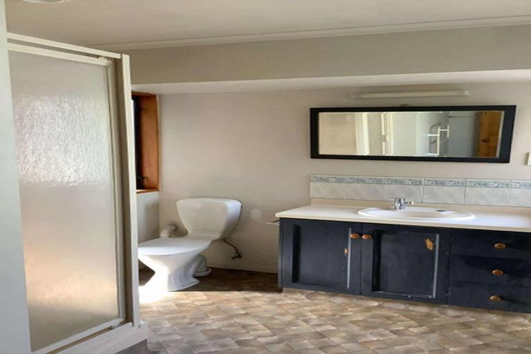 Photo of property in 17b Ramore Place, Redwood, Christchurch, 8051