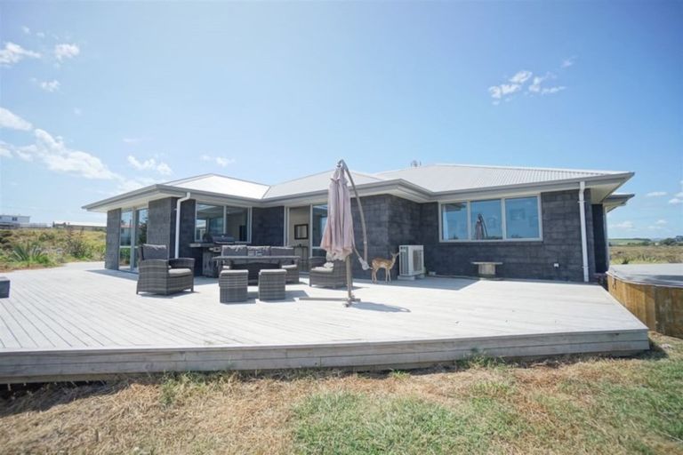 Photo of property in 158b Pukehina Parade, Pukehina, Te Puke, 3189