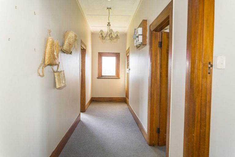 Photo of property in 34 Alma Street, Dannevirke, 4930