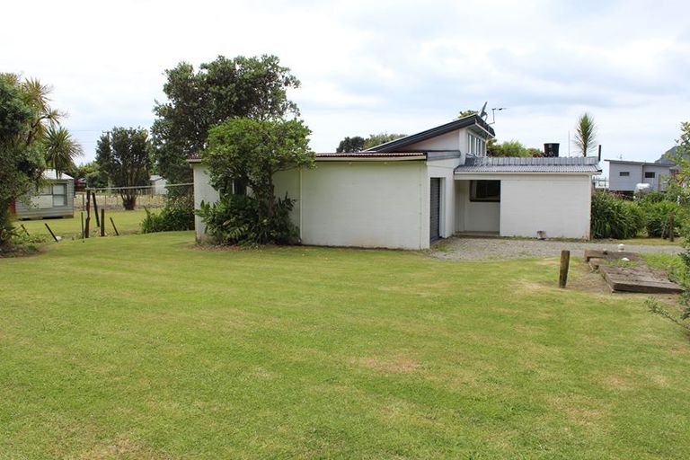 Photo of property in 2 Bolton Place, Hicks Bay, Tikitiki, 4087