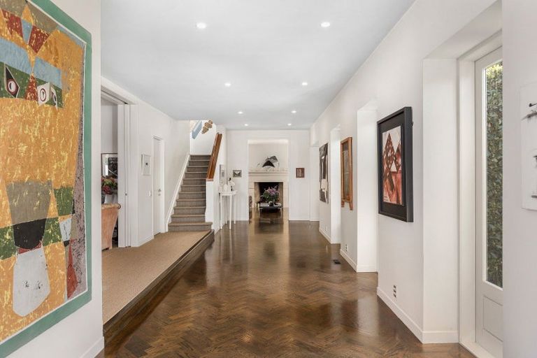 Photo of property in 3 Crescent Road, Parnell, Auckland, 1052