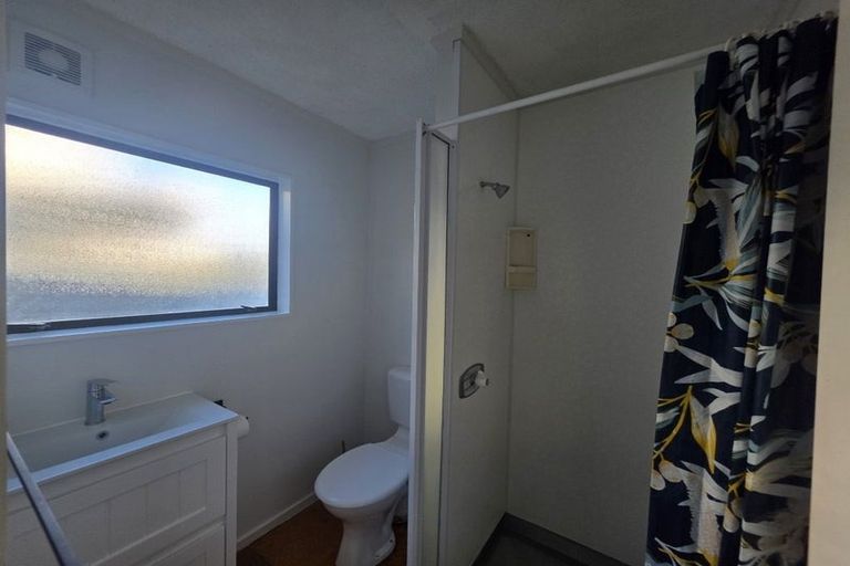 Photo of property in 128a Karewa Parade, Papamoa Beach, Papamoa, 3118