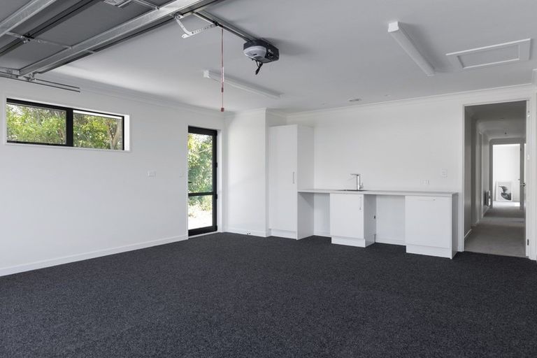 Photo of property in 213a Waikawa Road, Waikawa, Picton, 7220