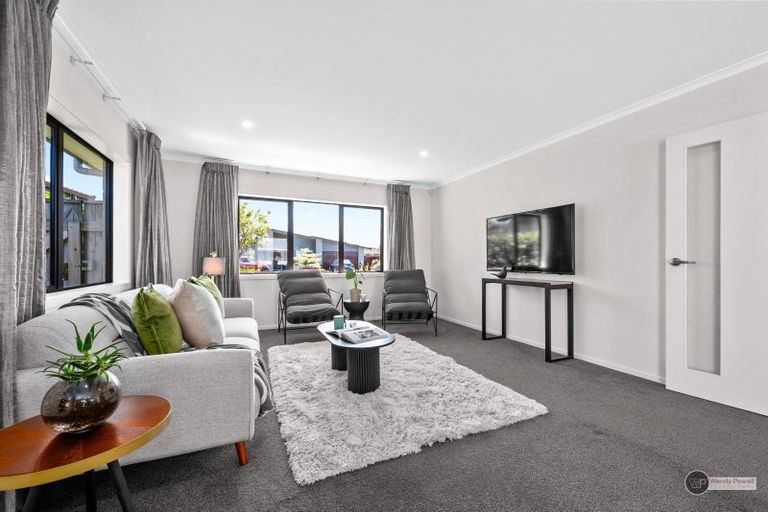 Photo of property in 3 Cataldo Mews, Avalon, Lower Hutt, 5011