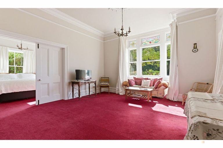 Photo of property in 35 Forest Road, Geraldine, 7930