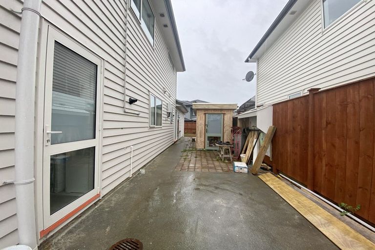 Photo of property in 16 Cloonlyon Drive, Flat Bush, Auckland, 2019