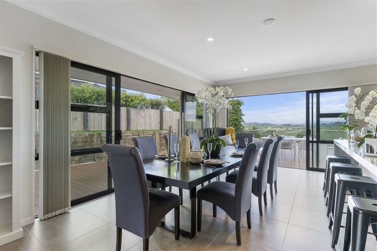 Photo of property in 719 Redoubt Road, Flat Bush, Auckland, 2019