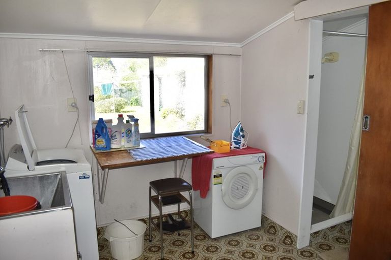 Photo of property in 4 Mahoe Street, Otaki Beach, Otaki, 5512