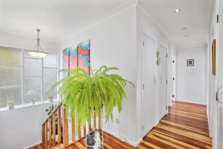 Photo of property in 19 Merchant Avenue, Te Atatu South, Auckland, 0610