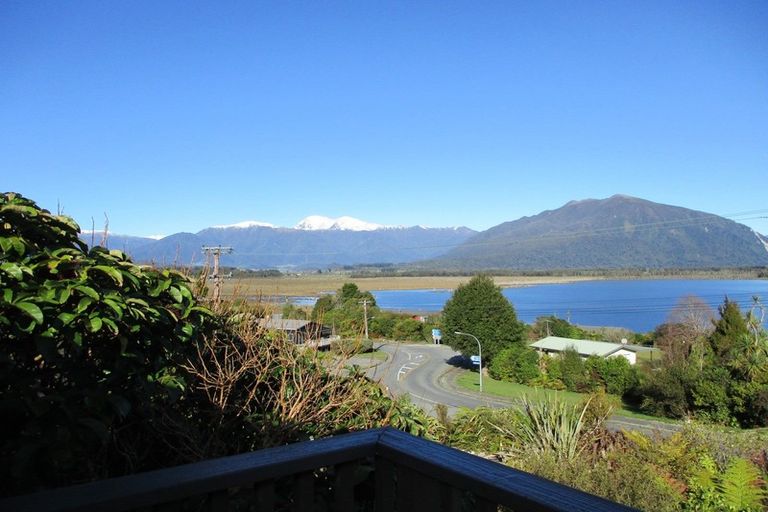 Photo of property in 2177 Arnold Valley Road, Moana, 7872