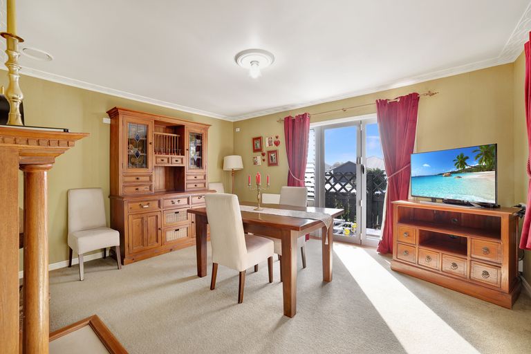 Photo of property in 97 Thornton Road, Cambridge, 3434