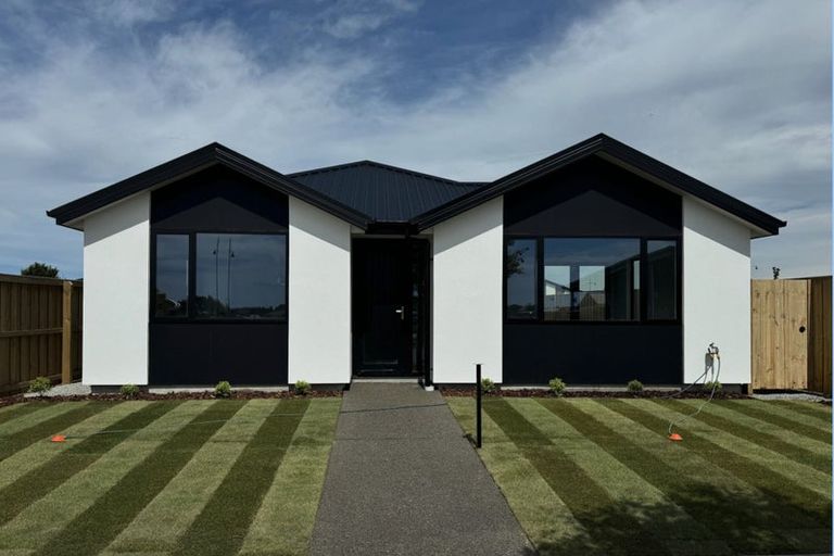 Photo of property in 63 Pegasus Main Street, Pegasus, 7612