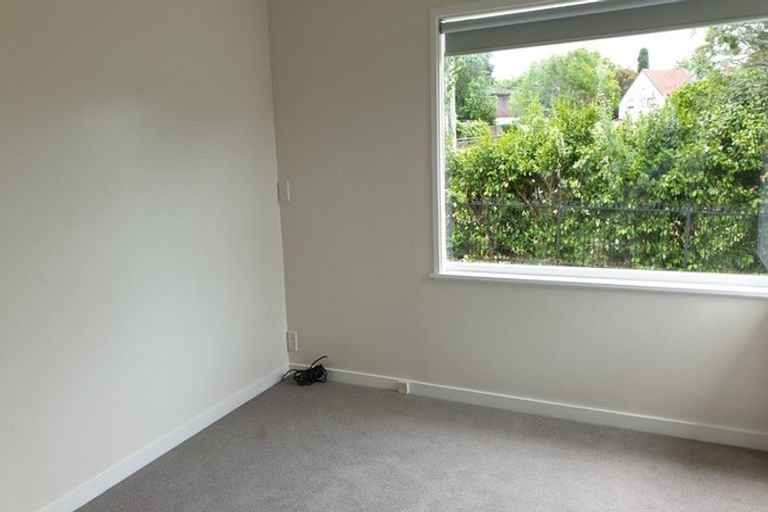 Photo of property in 22 Sunnybrae Road, Hillcrest, Auckland, 0627