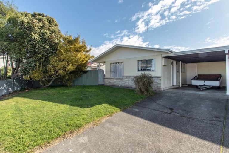 Photo of property in 59/1 Lanark Crescent, Tamatea, Napier, 4112