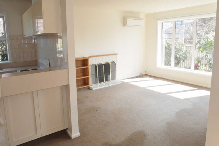 Photo of property in 2/224 Ilam Road, Ilam, Christchurch, 8041