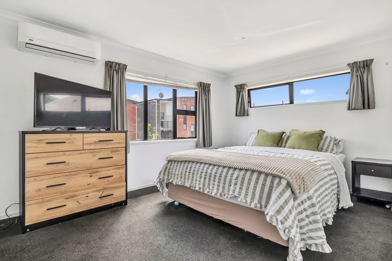 Photo of property in 13 Haroto Street, Manukau, Auckland, 2104