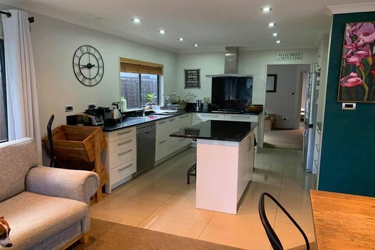 Photo of property in 11a Hostel Access Road, Eastern Beach, Auckland, 2012