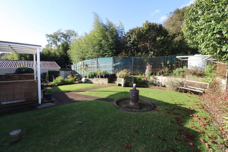 Photo of property in 10 Lockhart Place, Ngarimu Bay, Thames, 3575